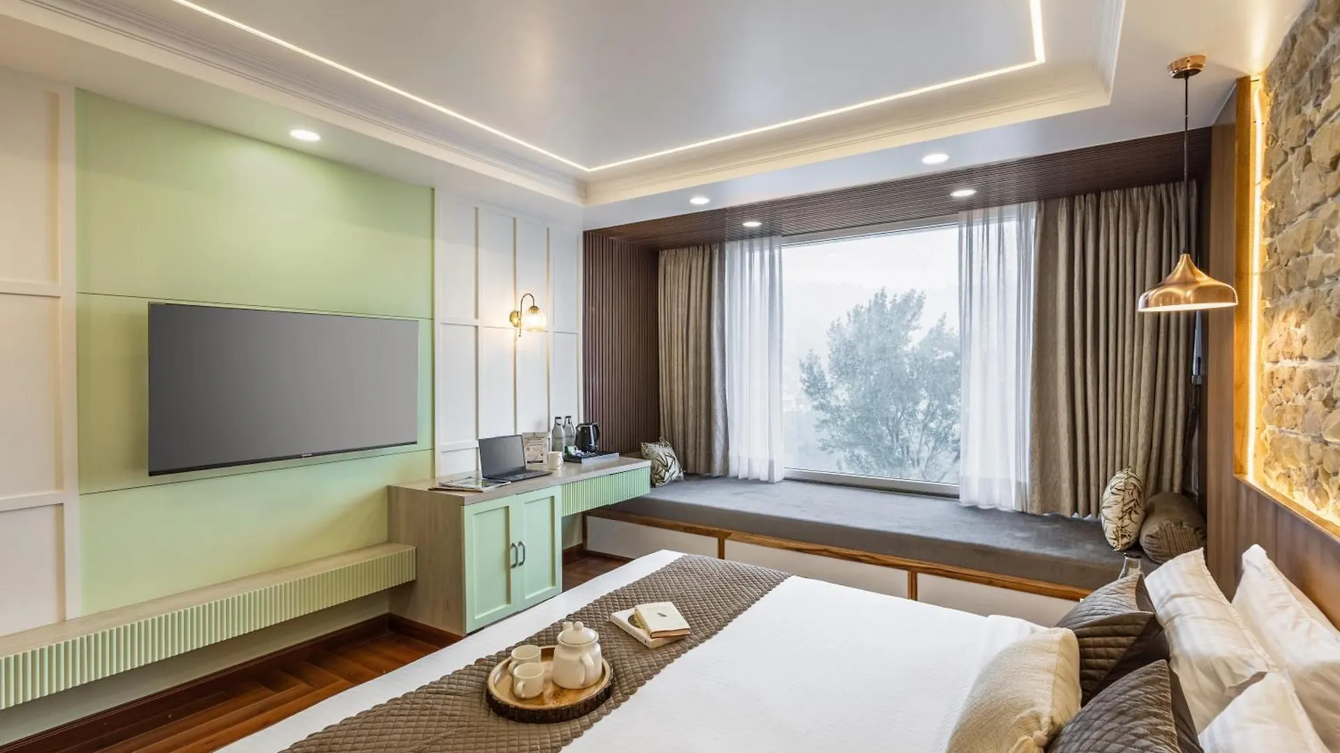 Апартаменты Alaya Stays 6 Bhk With Garden - Evaara Woods Hilltop Шимла
