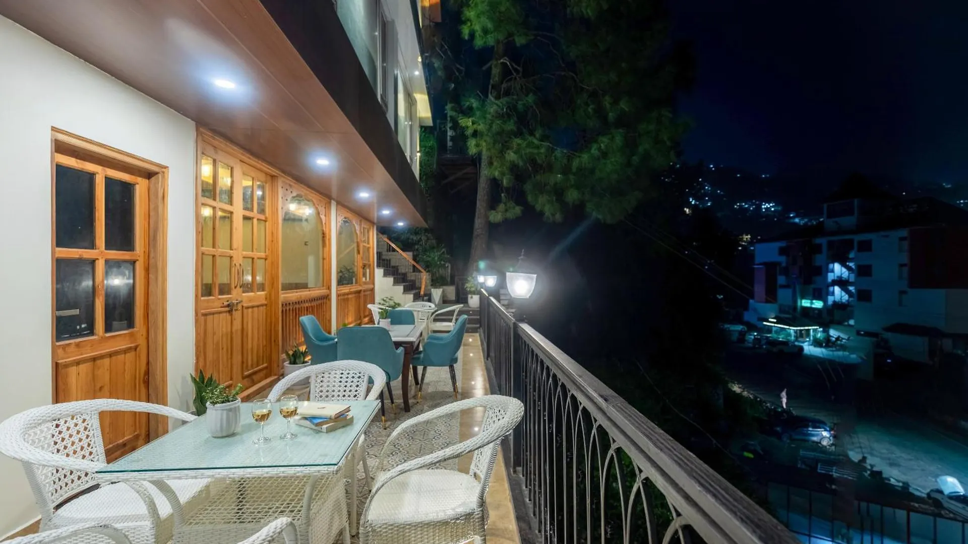 Апартаменты Alaya Stays 6 Bhk With Garden - Evaara Woods Hilltop Шимла Индия