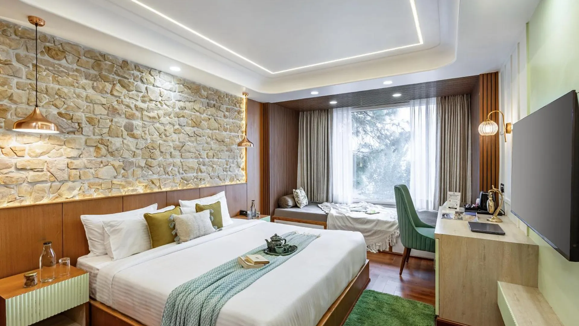 Апартаменты Alaya Stays 6 Bhk With Garden - Evaara Woods Hilltop Шимла