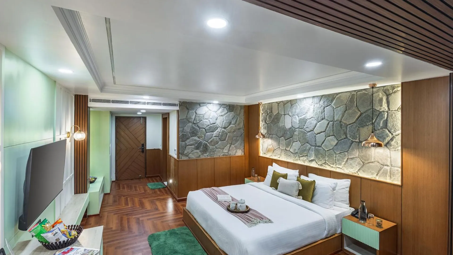 Alaya Stays 6 Bhk With Garden - Evaara Woods Hilltop Шимла Индия