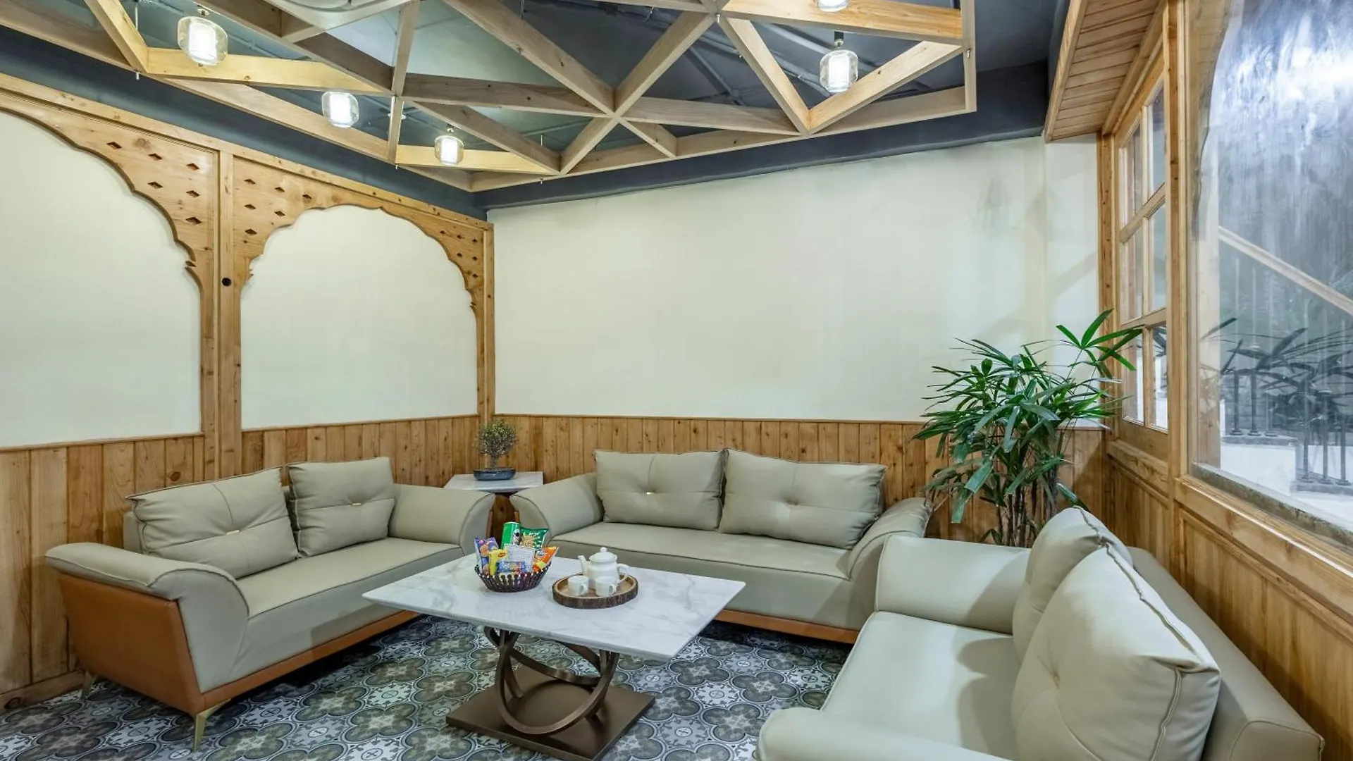 Апартаменты Alaya Stays 6 Bhk With Garden - Evaara Woods Hilltop Шимла