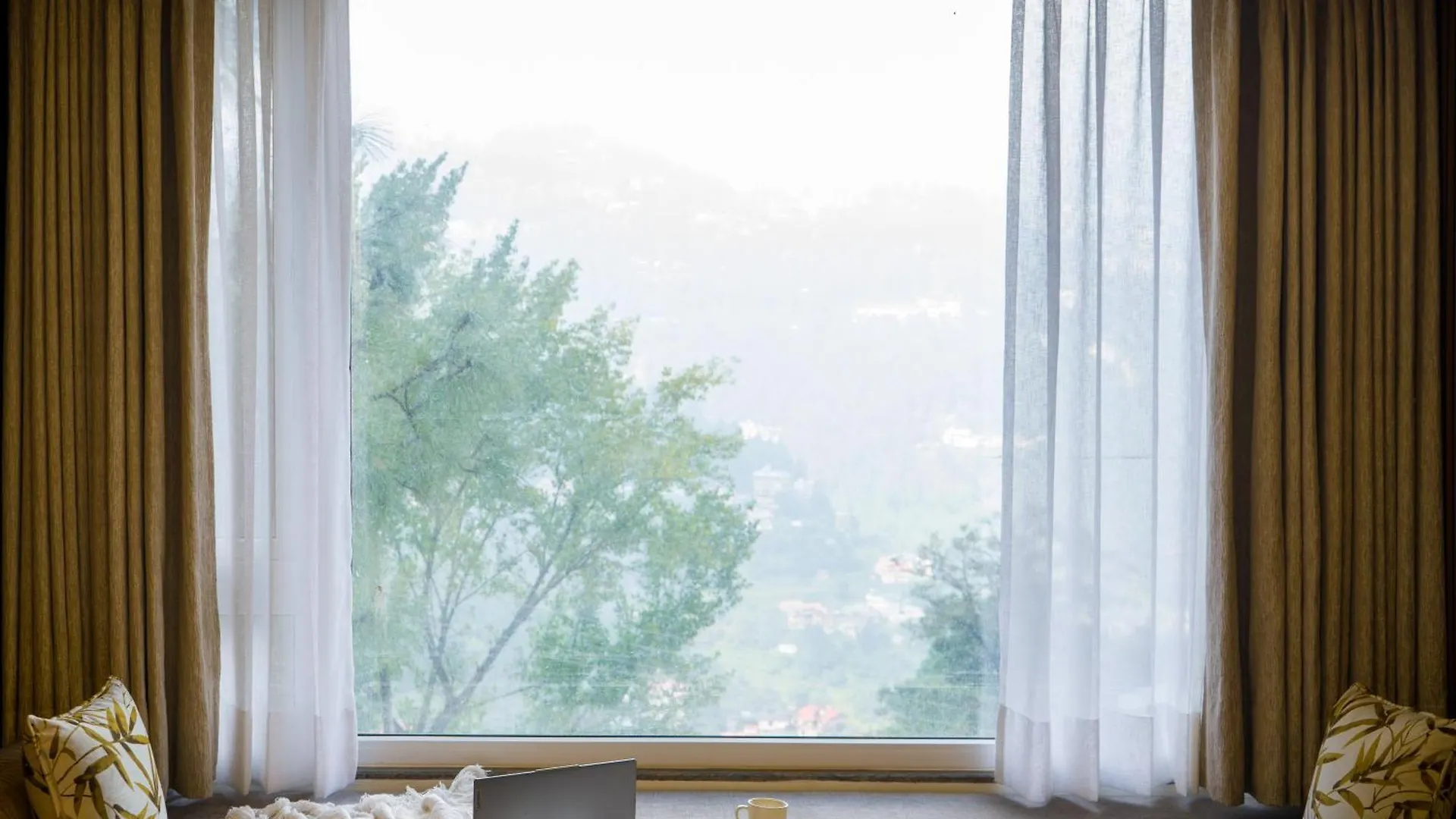 Апартаменты Alaya Stays 6 Bhk With Garden - Evaara Woods Hilltop Шимла